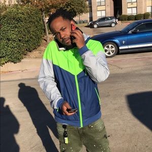 Meet your Posher, Derek